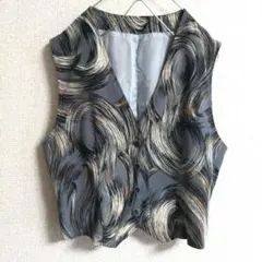 ベスト＊渦巻き？模様＊レトロ＊古着＊前ボタン＊個性的＊青っぽいグレー