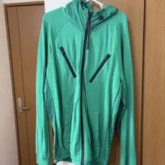 Diesel緑色フード付きパーカー