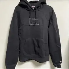 Tommy jeans フード付きパーカー トレーナー　黒　ブラック　裏起毛