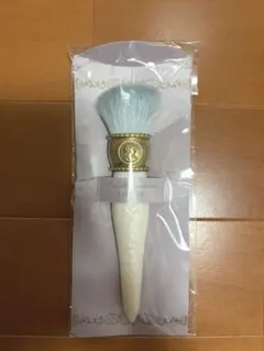 ラデュレ チーク ブラッシュ ブルーのサムネイル