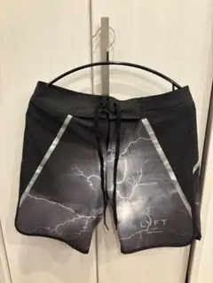 LYFT グラデーション水着ショーツ XS LYFT サーフパンツ(ステージショーツ) XS グラデーションデザイン
