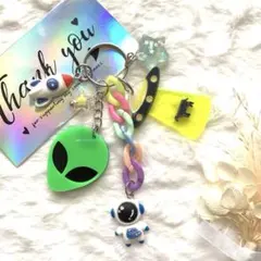 じゃらじゃらキーホルダー　宇宙人　携帯、バッグチャーム