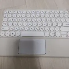 タッチパッド付きキーボード 2411/KRU02　3COINS