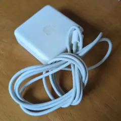 Apple 61W USB-C Power Adapter