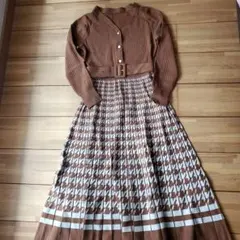 グレースコンチネンタル　ダイアグラム　ブラウンニットワンピース 長袖 ベルト付き