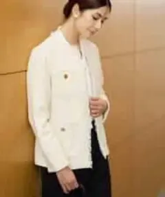 新品未使用品　タグ付き　 a.v.v　ツイードジャケット 　ホワイト