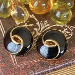 ゴールドトーン　ブラックエナメル　ヴィンテージ イヤリング　レトロ