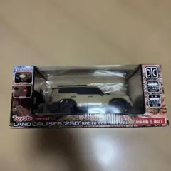 トヨタ ランドクルーザー250 サンドベージュラジコンカー 1/25スケール