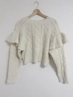 LOWRYS FRAM ケーブルフリルニット