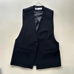 ZARA ブラック ノースリーブ ベスト