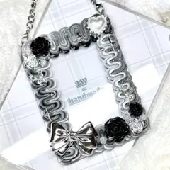 W657 ホイップデコ　硬質トレカケース 黒 白 薔薇 リボン ハート