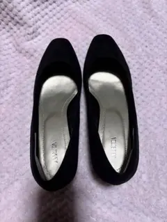 Item thumbnail for item ec42a0ad-b333-471a-b50f-e17dc720d019