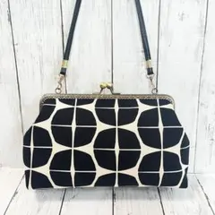 モノトーン柄　がま口バッグ　ショルダー紐付き　ハンドメイド
