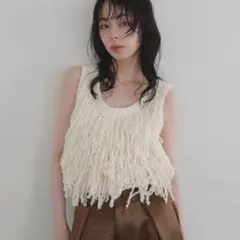 LIAN フリンジニットベスト アイボリー
