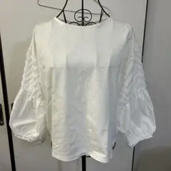 試着のみ ホワイト バルーンスリーブ トップス