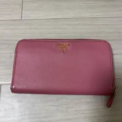 PRADA ピンク レザー 長財布