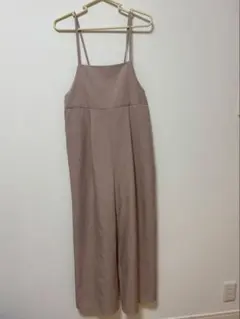 ピンクベージュ　キャミソールワイドパンツ　Sサイズ