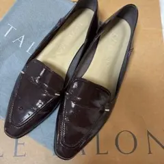 お値下げしました！！LE TALON エナメルローファー ボルドーのサムネイル