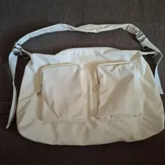 Item thumbnail for item a3683ce6-13f6-48d3-bfe8-9851bc787143