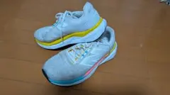 ✨厚底✨ New Balance FuelCell Propel v5のサムネイル