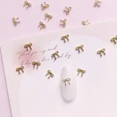 ネイルパーツ　4個　ゴールドリボン　和　卒業式　着物