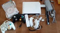 Wii本体 ゲームキューブコントローラー ゲームソフト4本セット