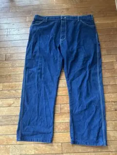 【大きいサイズ】Dickies ワイドジーンズ　42×32 USA規格　美品のサムネイル
