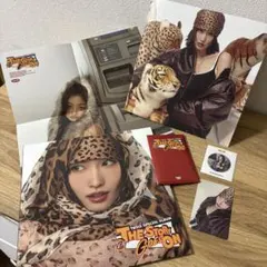 TWICE モモ THE STORY GOES ON アルバム
