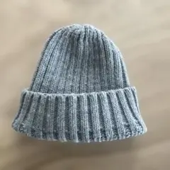 グレー　リブ編みニット帽　帽子　キッズ　男女兼用　おしゃれ　可愛い　美品