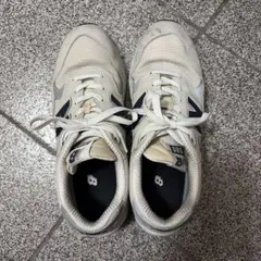 New Balance 580 スニーカーのサムネイル