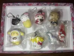 サンリオ　めじるしアクセサリー　ガチャガチャ　カプセルトイ　セット