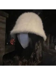 ホワイトファーバケットハット