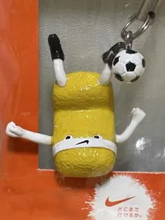 レアグッズ　NIKE 「カツくん」 ストラップ　サッカー　オーバーヘッドキック￼のサムネイル