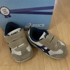 Item thumbnail for item 30706484-36ee-43fc-8e64-fc015b227bb6