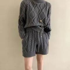 グレー ケーブル編み ニットセットアップ