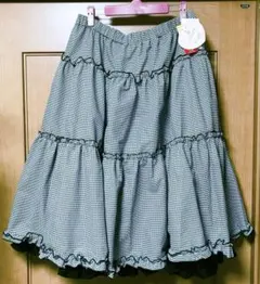 【新品】しまむら　青木美沙子　NINA’S　ニナス　リバーシブルスカート　パニエのサムネイル