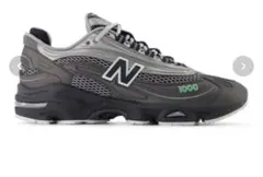 New Balance 1000 グレー/ブラック スニーカー