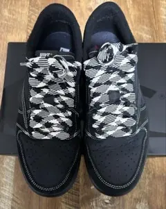【美品】AJ1 LowTravis Scott Black Phantomのサムネイル