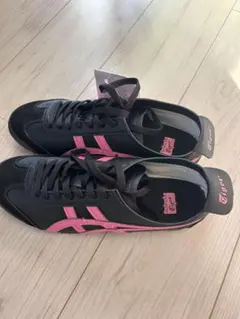 Onitsuka Tiger スニーカー ブラック/ピンク 新品タグ付き