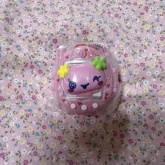 ガチャガチャ　たまごっち　スイングケース