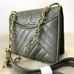 TORY BURCH トリーバーチ✨ ショルダーバッグ チェーン デカロゴ