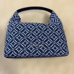 【美品】MICHAEL KORS マイケルコース シグネチャー ハンドバッグのサムネイル