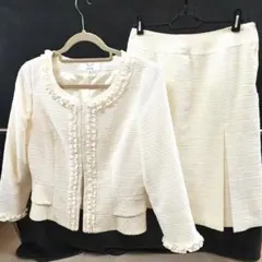 レディース　フォーマル　ノーカラージャケット　スカート 2点セット　白　ホワイト