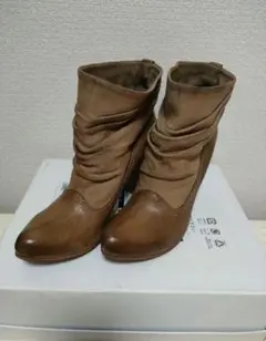 最終値下【定価￥32000】ラボキゴシワークス　ブーティ　　22センチのサムネイル
