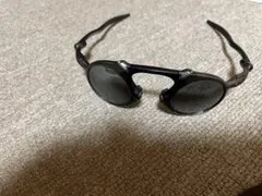 美品・廃盤】OAKLEY オークリー OO6020-03 BADMAN - メルカリ