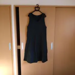 UNIQLO ひざ丈ワンピース