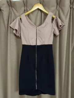 オフショルバイカラーミニドレス