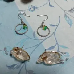 クリアストーンとビーズのピアスセット