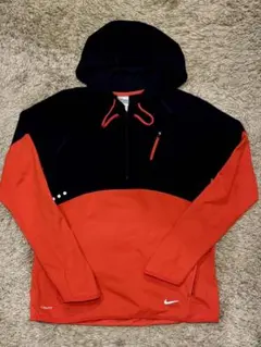 NIKE ハーフジップアップパーカー　　フード　黒×赤　Lサイズ　　USED