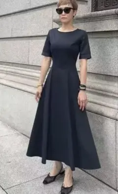 黒*ん様 美品✨JENNE パリジェンヌ エアリーフレアワンピース ネイビー上品 黒*ん様 美品✨JENNE パリジェンヌ エアリーフレアワンピース ネイビー